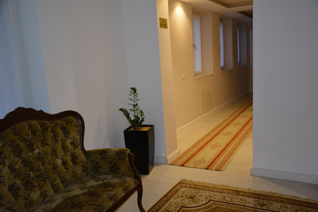 Hotel Turizem Shkelzeni Bajram Curri Exterior foto