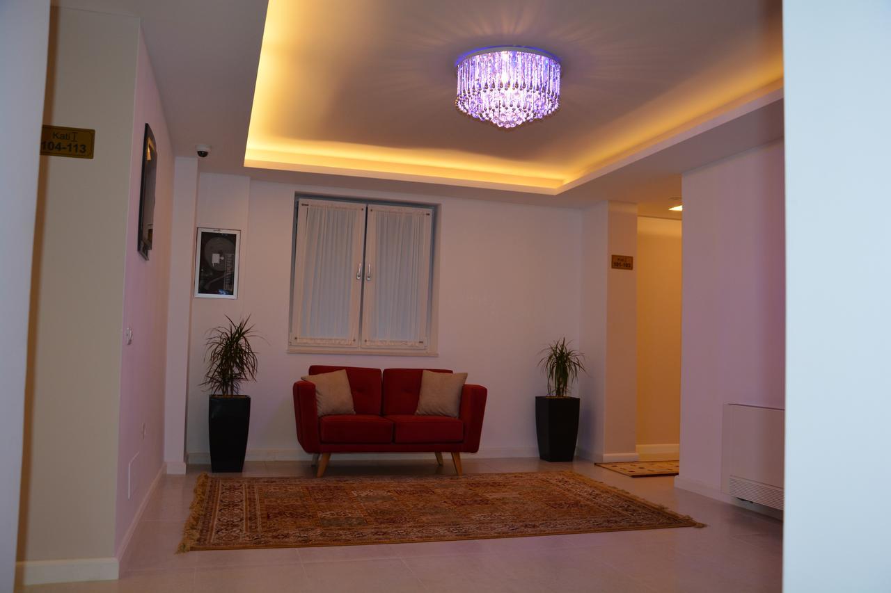 Hotel Turizem Shkelzeni Bajram Curri Exterior foto