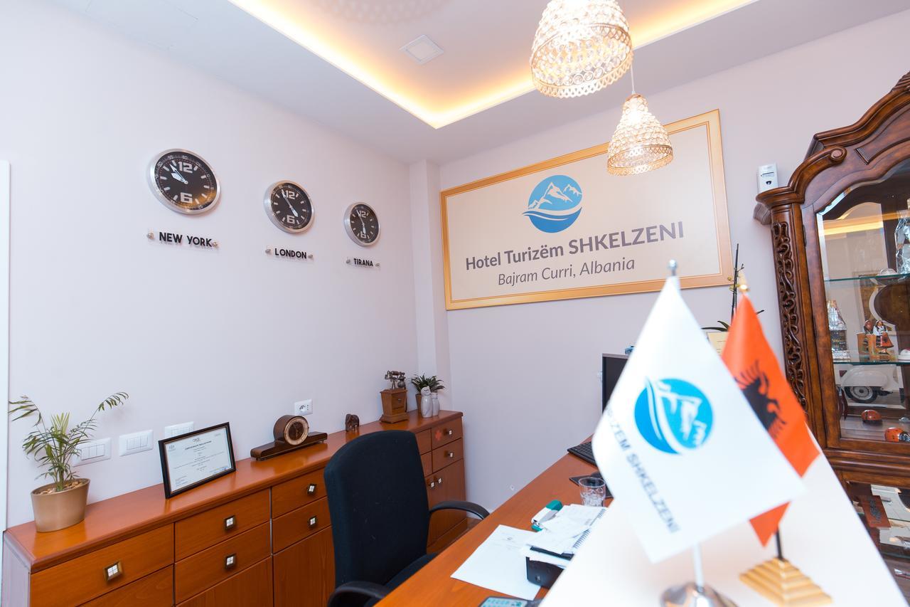 Hotel Turizem Shkelzeni Bajram Curri Exterior foto